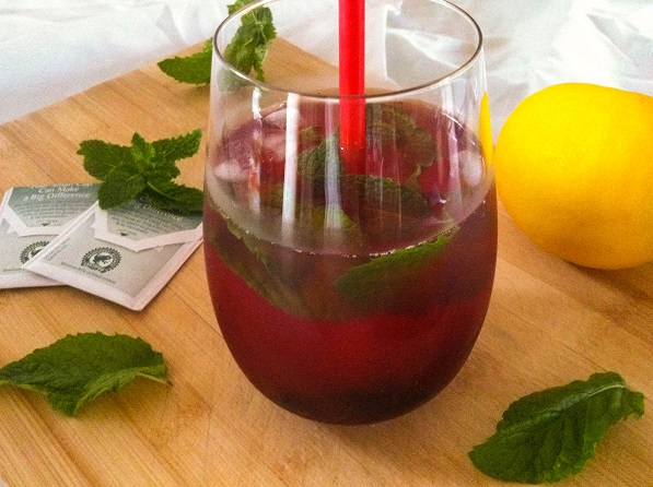 Blackberry Mint Iced Tea Lemonade | Cooking with a Wallflower