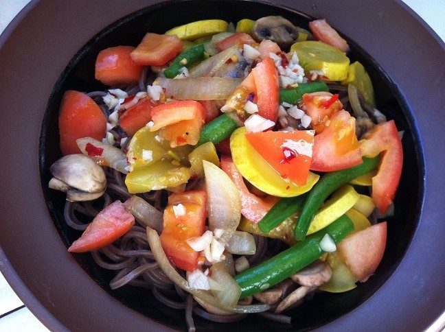 Soba Noodles topped with Veggies