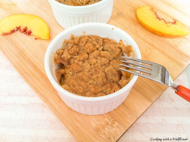 Peach Crumble | Cooking with a Wallflower