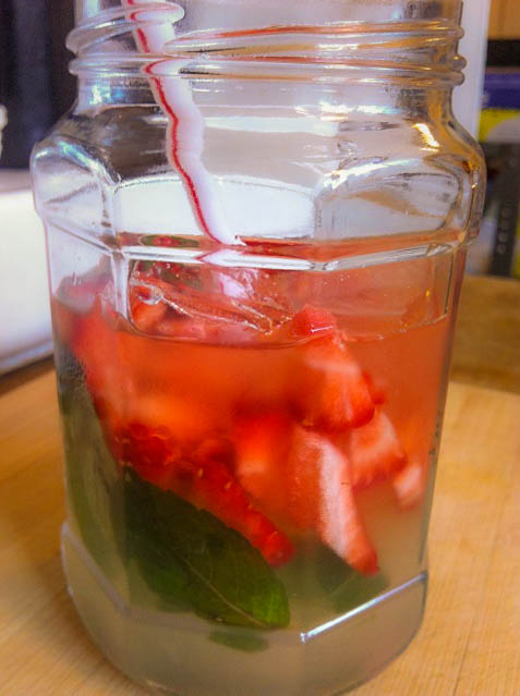 Strawberry  Mint Lemonade | Cooking with a Wallflower