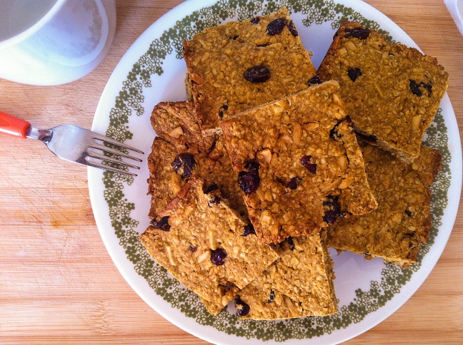 Baked Pumpkin Cranberry Almond Oatmeal Squares