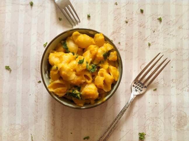 Pumpkin Kale Mac and Cheese