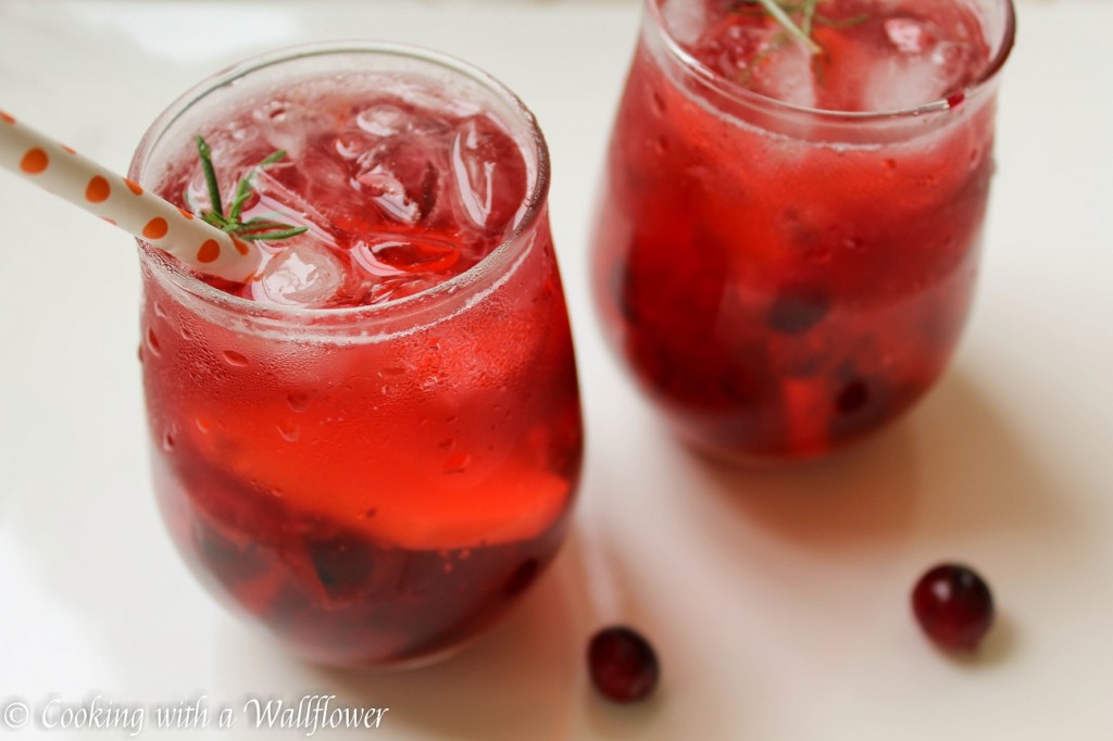 Cranberry Ginger Ale Soda | Cooking with a Wallflower