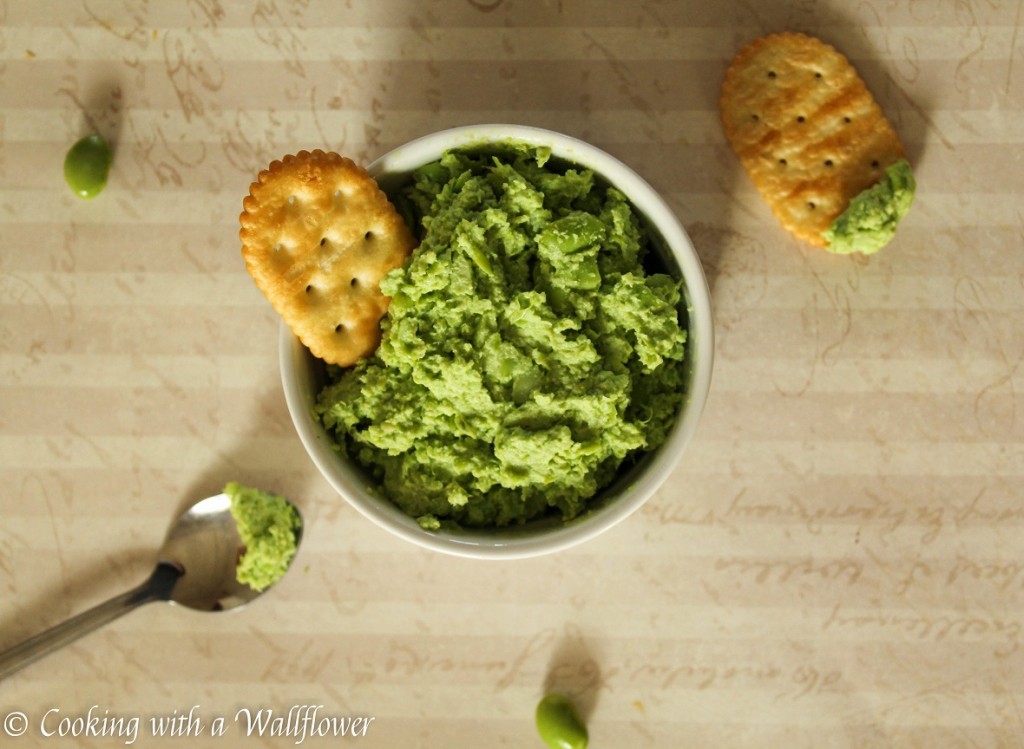 Garlic Edamame Purée Dip | Cooking with a Wallflower
