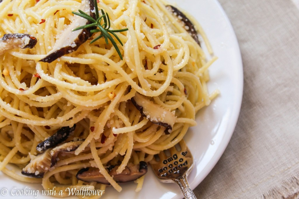 Shiitake Mushroom Garlic Parmesan Noodles | Cooking with a Wallflower