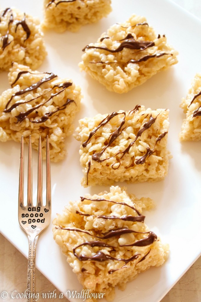 Rice Crispies Treats with Nutella Drizzle | Cooking with a Wallflower