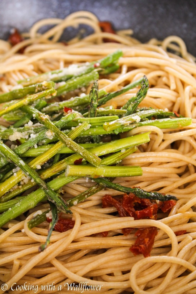 Roasted Asparagus and Sun-Dried Tomato Pasta | Cooking with a Wallflower
