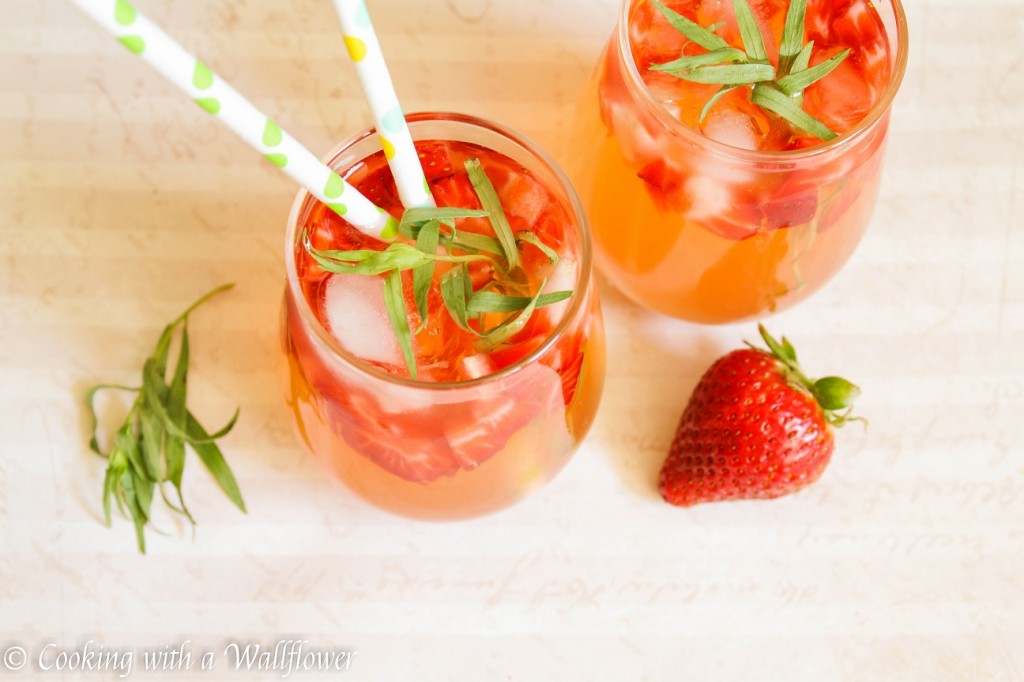 Strawberry Tarragon Lemonade | Cooking with a Wallflower