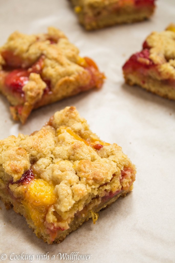 Strawberry Peach Crumble Bars | Cooking with a Wallflower