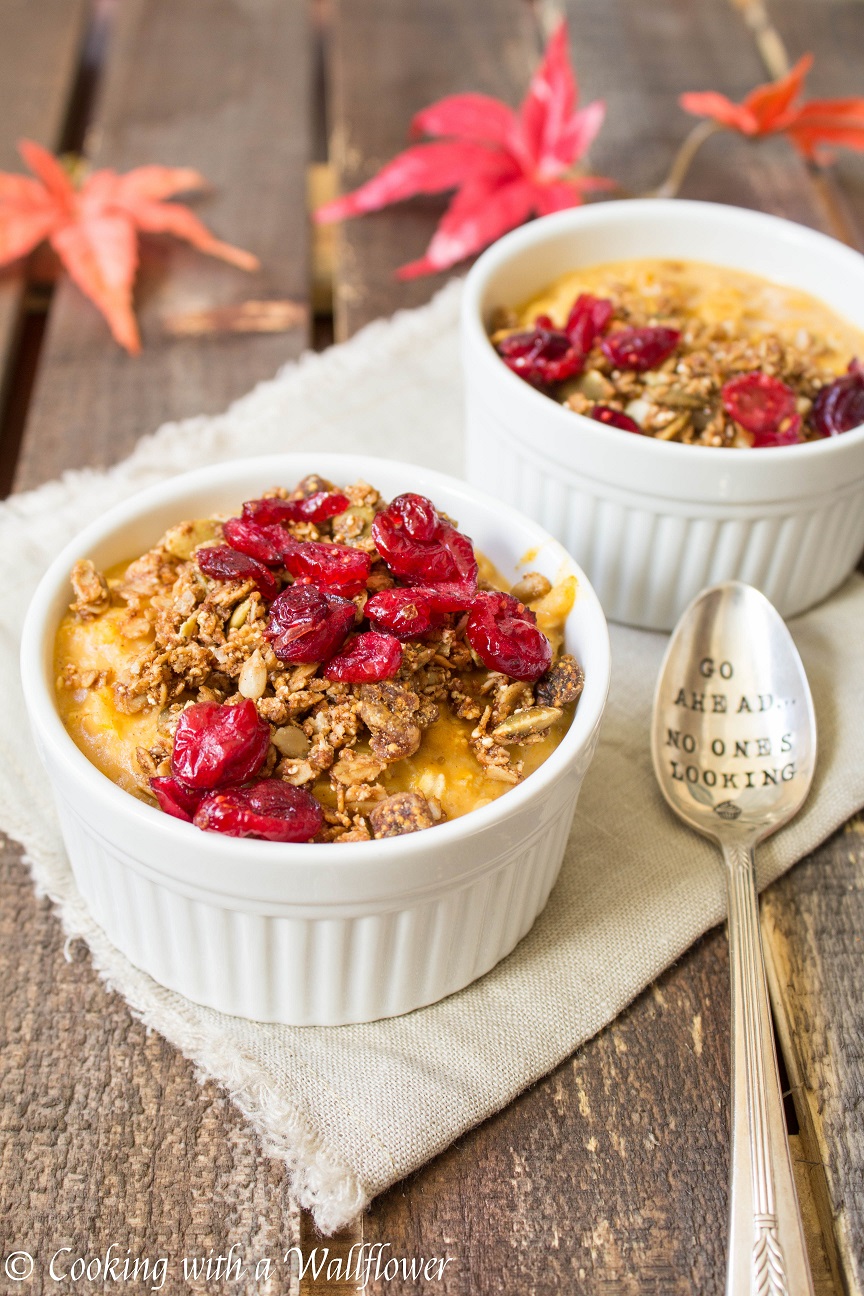Pumpkin Pie Maple Oatmeal with Granola and Cranberries