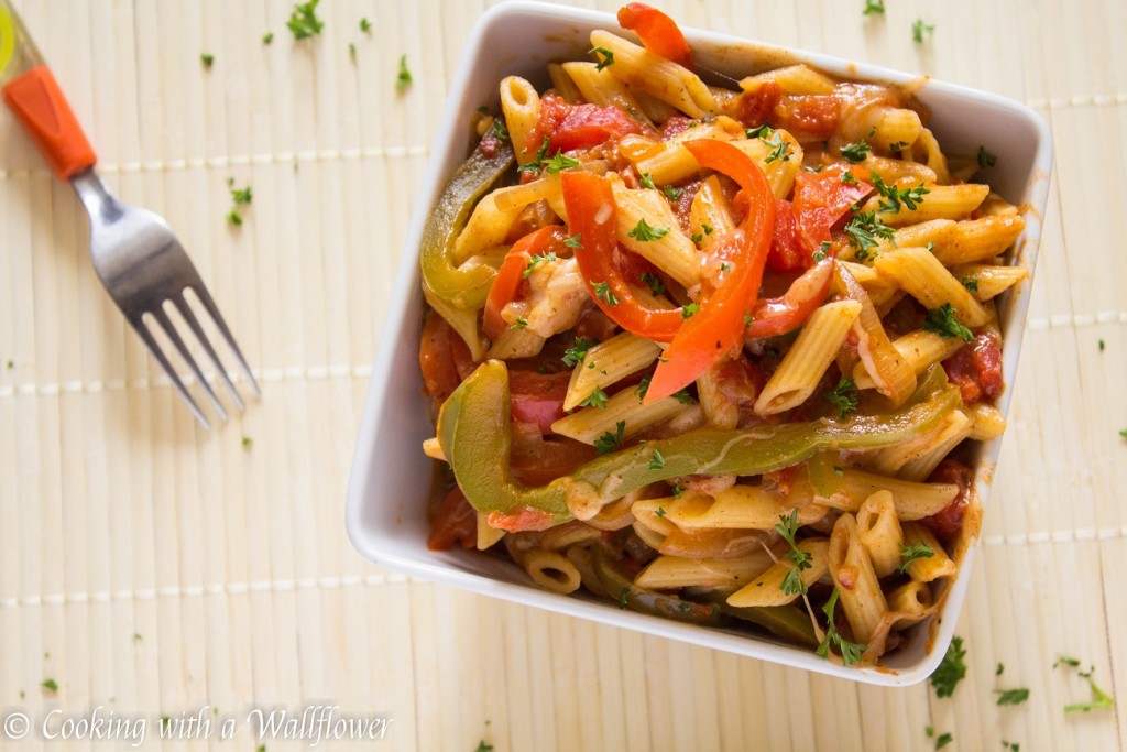 Vegetable Fajita Pasta | Cooking with a Wallflower