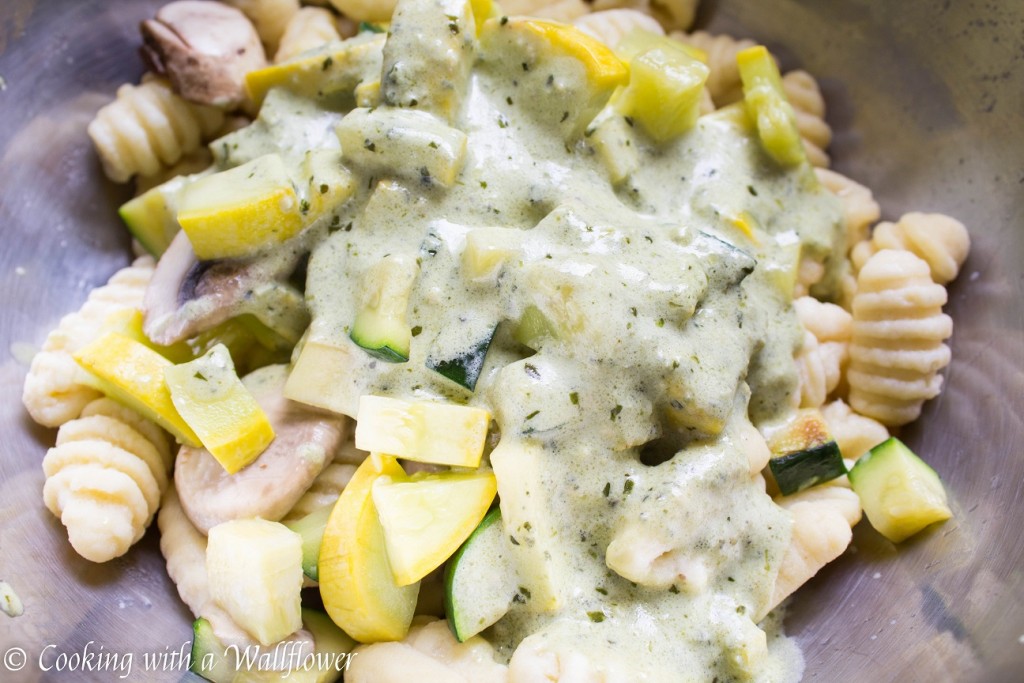 Creamy Pesto Gnocchi with Seasonal Vegetables | Cooking with a Wallflower