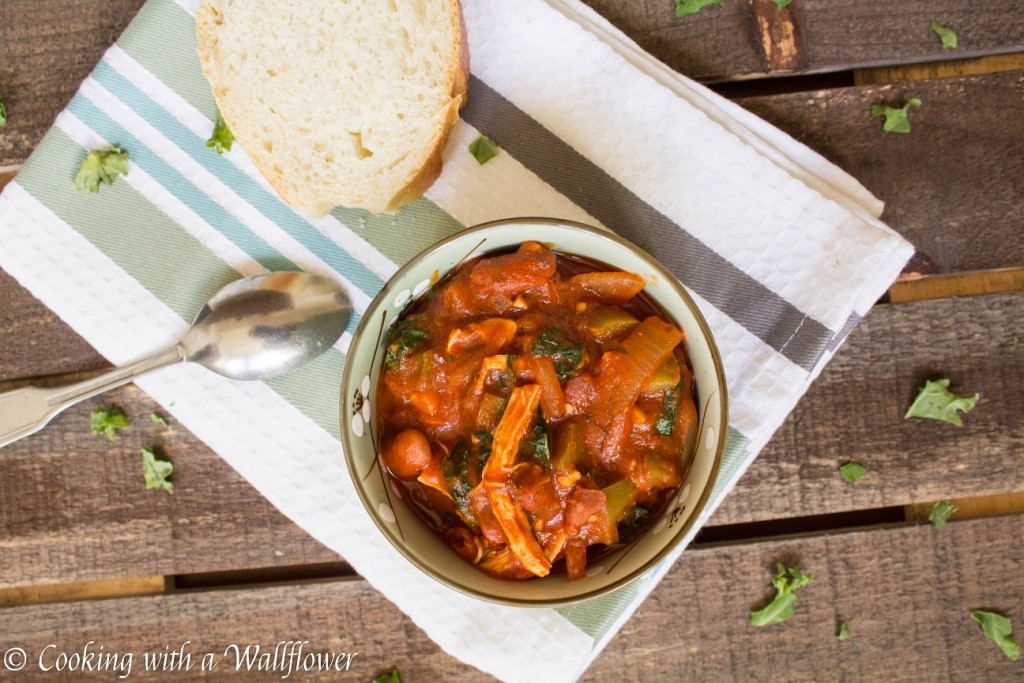 Spicy Chicken Kale Chili | Cooking with a Wallflower