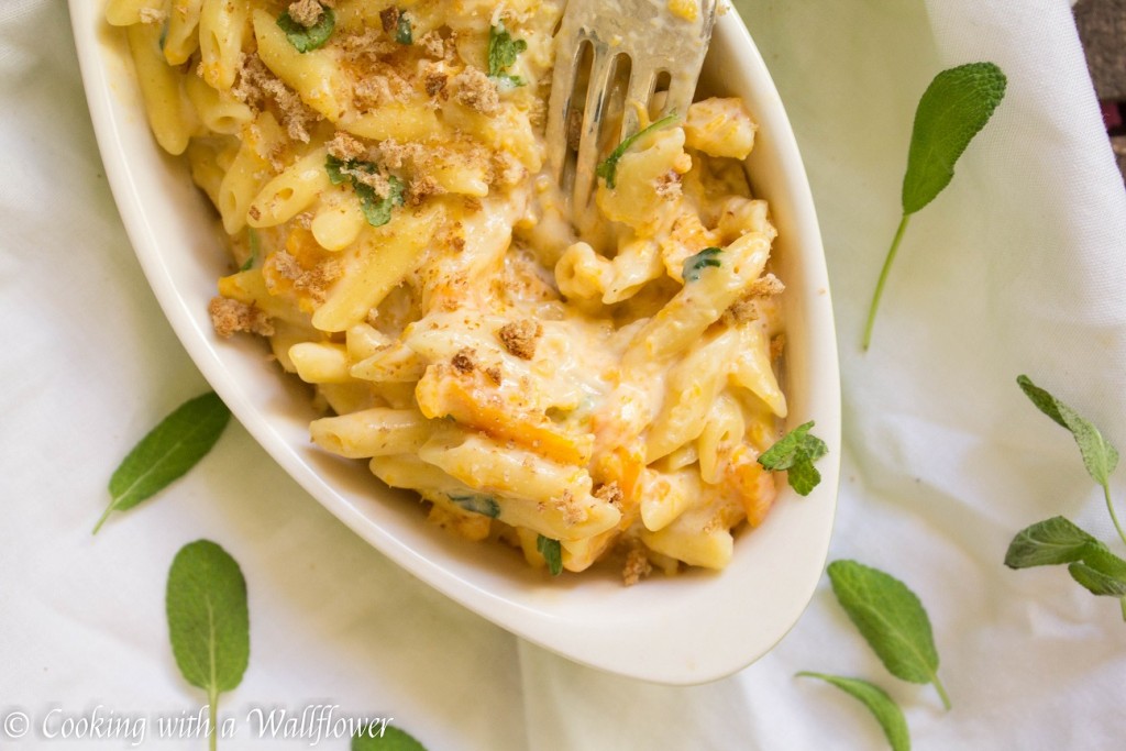 Roasted Butternut Squash Mac and Cheese | Cooking with a Wallflower