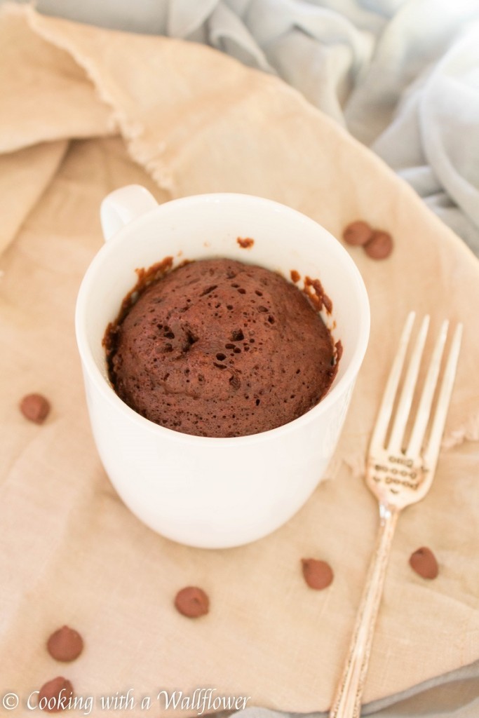 5 Minute Chocolate Mug Cake | Cooking with a Wallflower