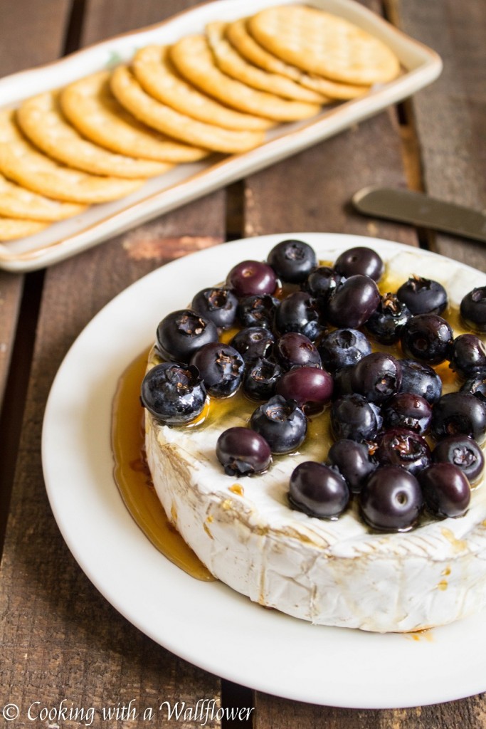 Baked Brie with Honey and Blueberries | Cooking with a Wallflower