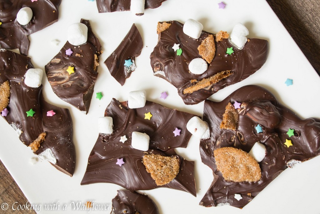 S'mores Bark | Cooking with a Wallflower