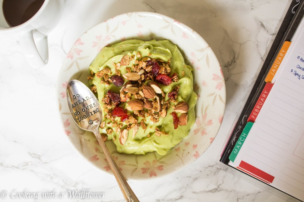 Avocado Smoothie Bowl with Almonds and Granola | Cooking with a Wallflower