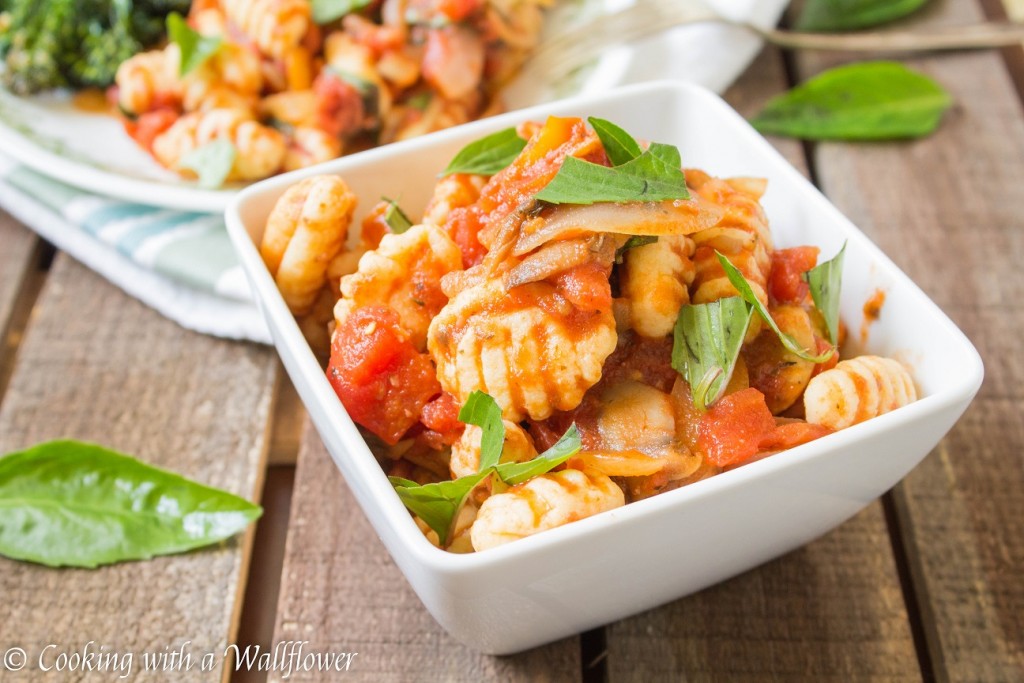 Fresh Basil and Mushroom Gnocchi in Sriracha Tomato Sauce | Cooking with a Wallflower