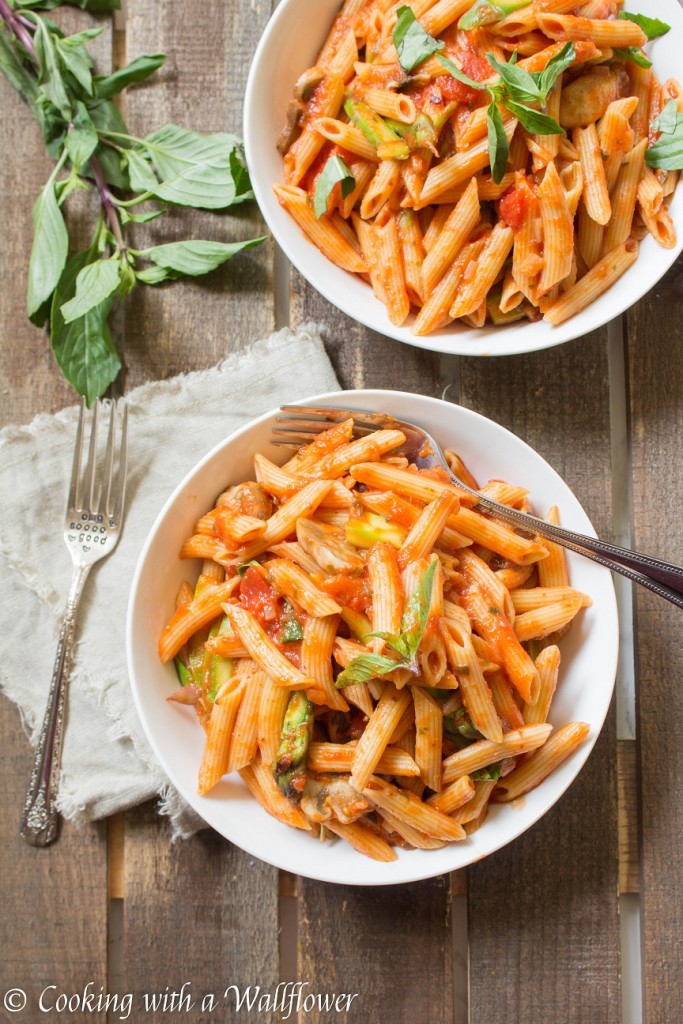 Penne in Spicy Marinara Sauce with Fresh Asparagus and Mushroom | Cooking with a Wallflower