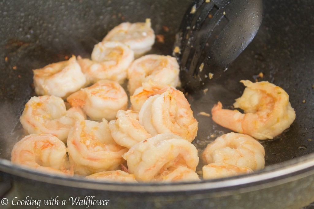 Garlic Shrimp Spring Roll Bowls with Garlic Tamarind Vinaigrette | Cooking with a Wallflower