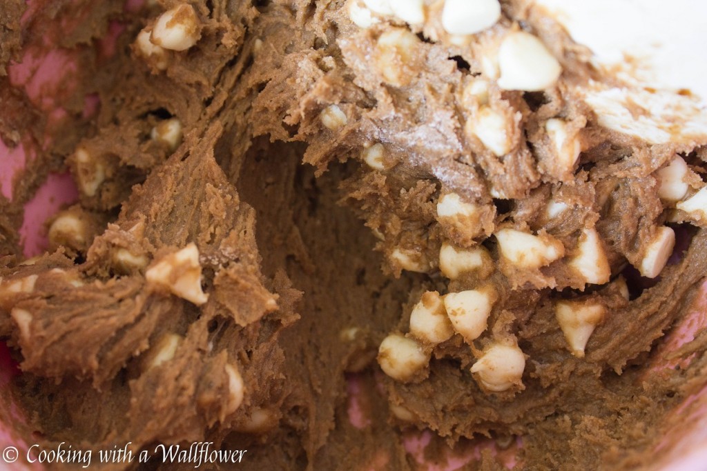 Root Beer Float White Chocolate Chip Cookies | Cooking with a Wallflower