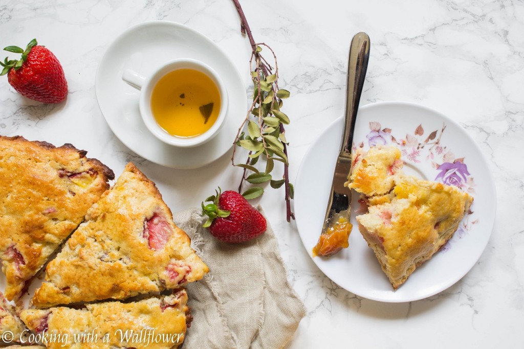 Strawberry Peach Buttermilk Scones | Cooking with a Wallflower
