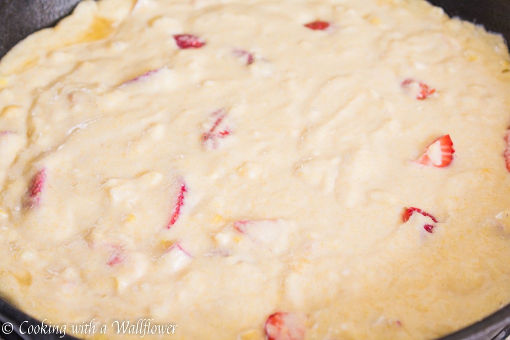 Honey Strawberry Skillet Cornbread | Cooking with a Wallflower