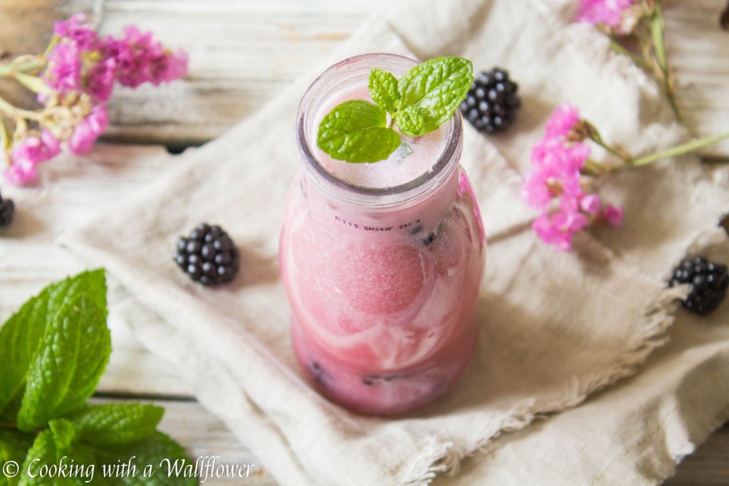Blackberry Cream Soda | Cooking with a Wallflower