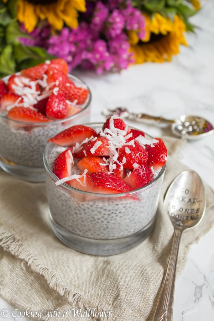 Overnight Strawberry Coconut Chia Pudding | Cooking with a Wallflower