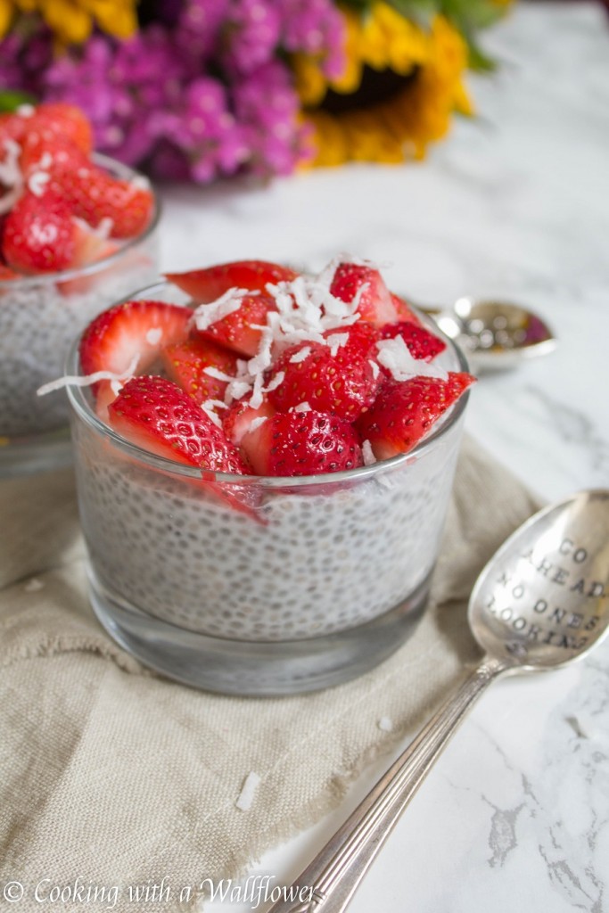 Overnight Strawberry Coconut Chia Pudding | Cooking with a Wallflower