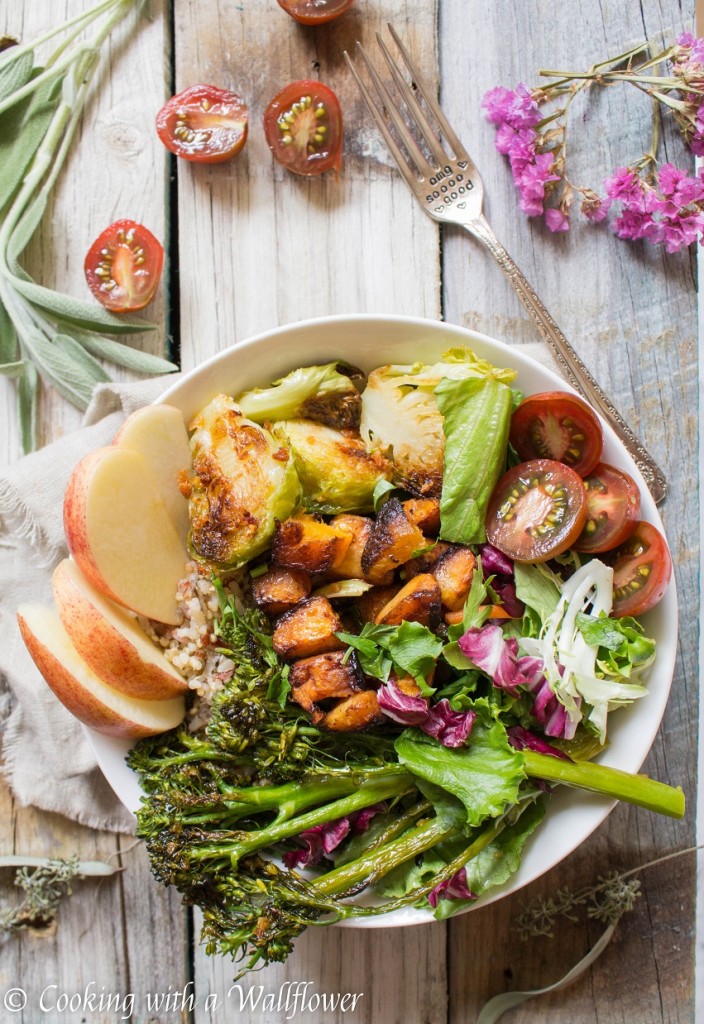 Farmer's Market Autumn Grain Bowls with Maple Balsamic Vinaigrette | Cooking with a Wallflower