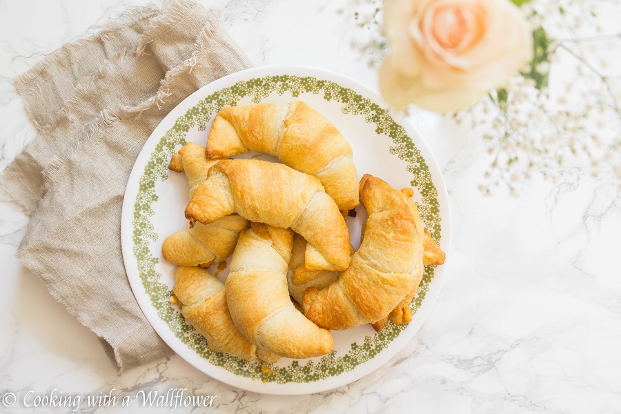 Maple Pumpkin Cream Cheese Filled Crescent Rolls