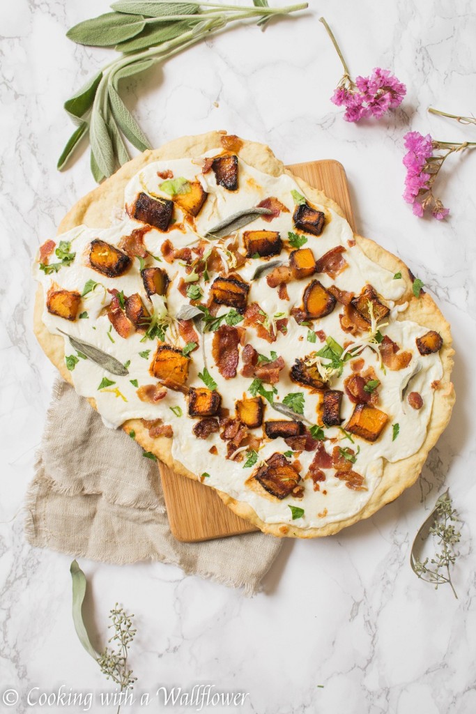 Roasted Maple Butternut Squash Bacon Flatbread | Cooking with a Wallflower