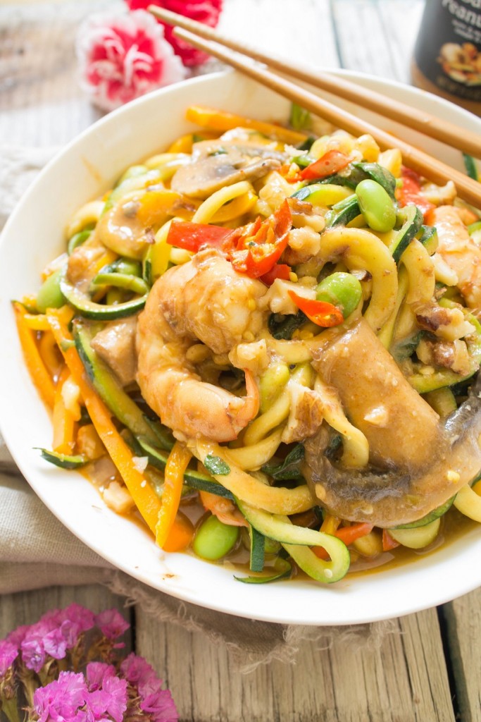 Shrimp Zucchini Noodles with Peanut Sauce | Cooking with a Wallflower