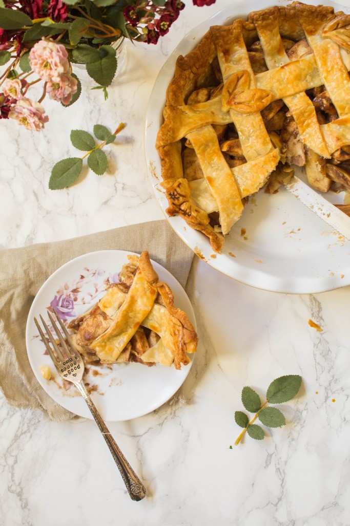 Apple Pear Pie | Cooking with a Wallflower