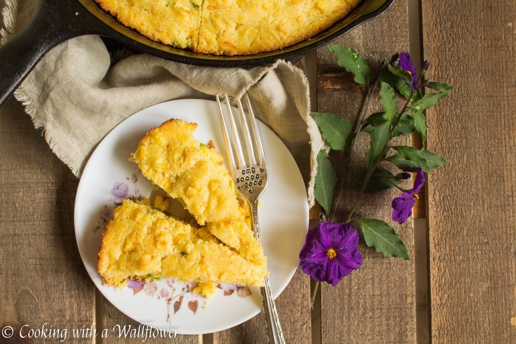 Cast Iron Skillet Cheddar Jalapeno Cornbread | Cooking with a Wallflower