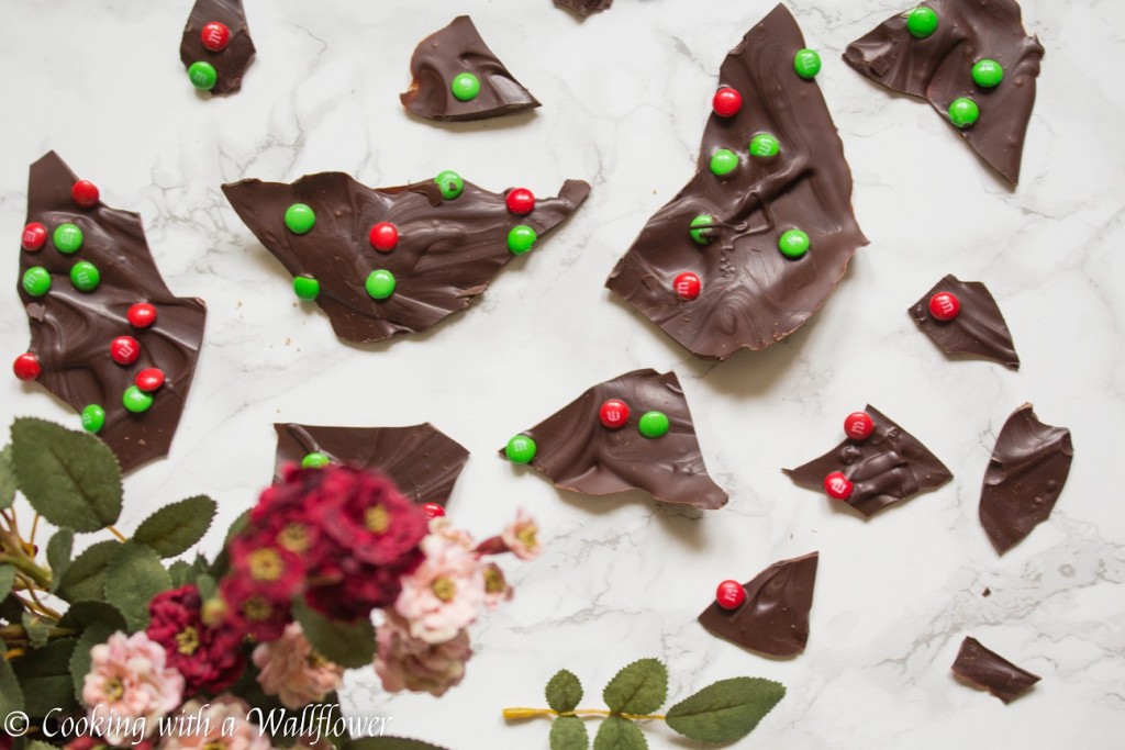 M&M's Chocolate Bark | Cooking with a Wallflower
