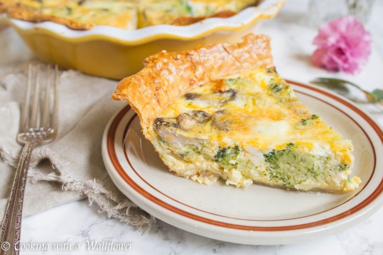 Broccoli Mushroom Cheddar Quiche - Cooking with a Wallflower