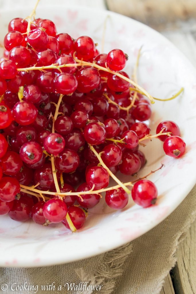 Red Currant Lime Soda | Cooking with a Wallflower