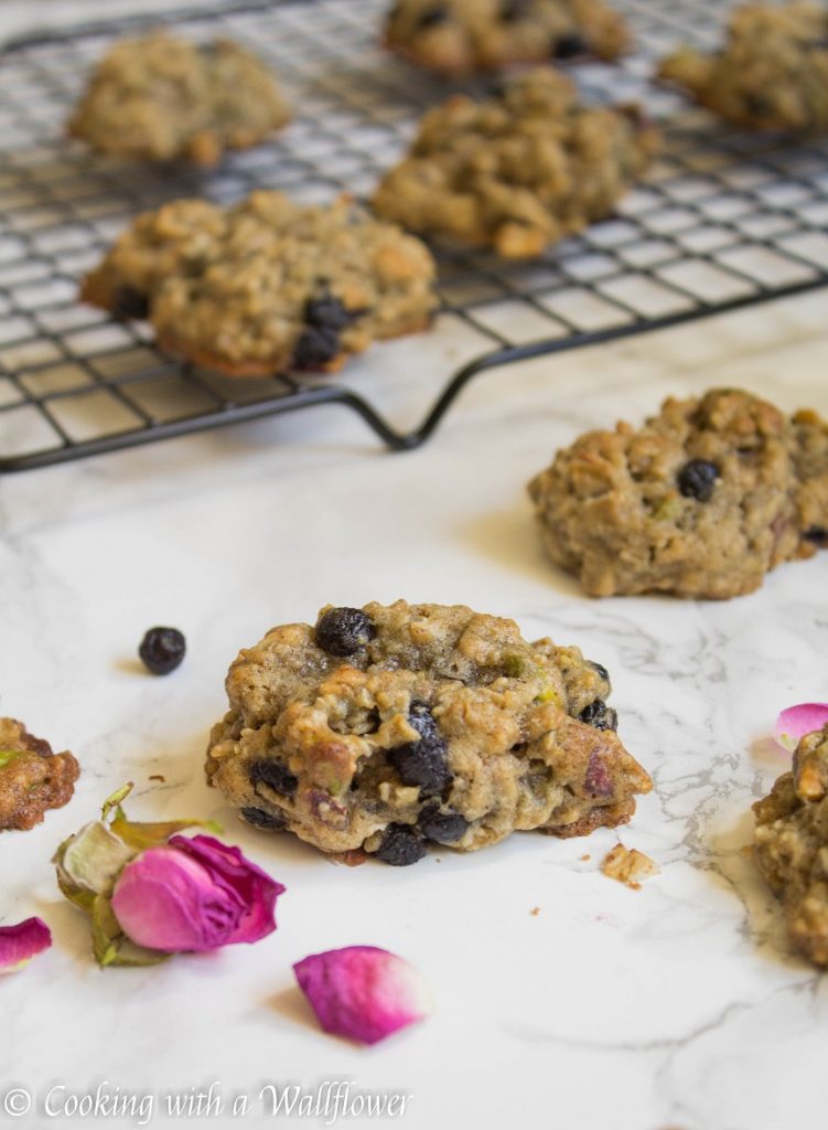 Wild Blueberry Pistachio Oatmeal Cookies | Cooking with a Wallflower