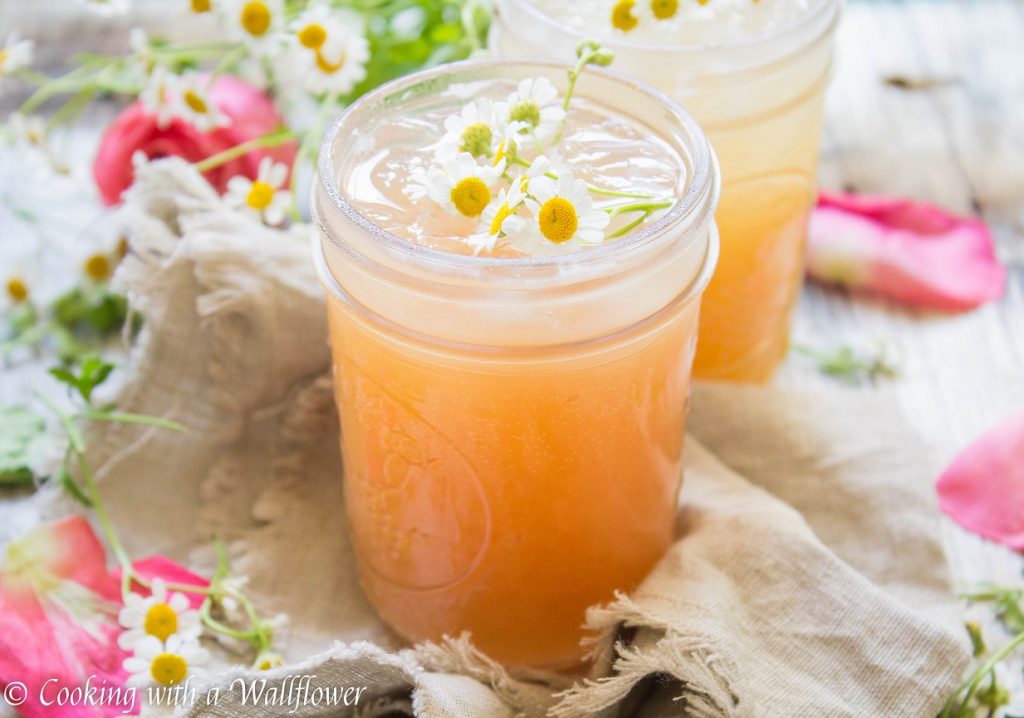 Pineapple Rosé Summer Cocktail | Cooking with a Wallflower