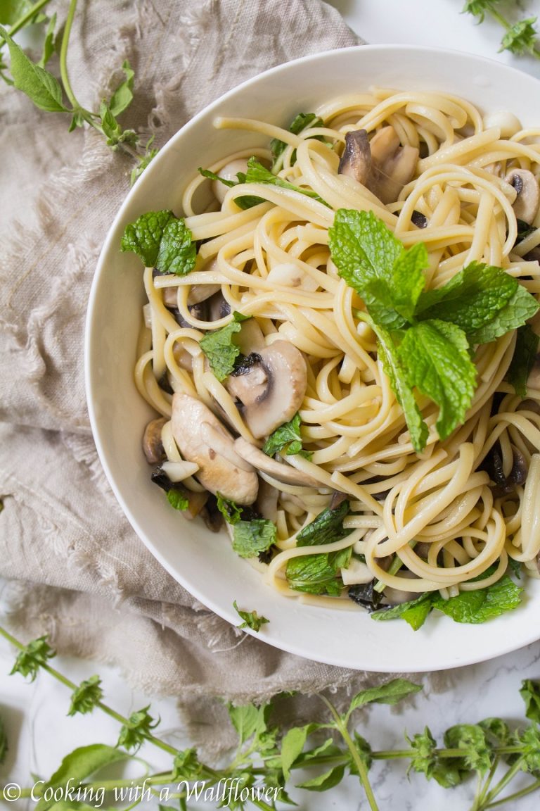 Garlic Mint Mushroom Linguine Cooking with a Wallflower