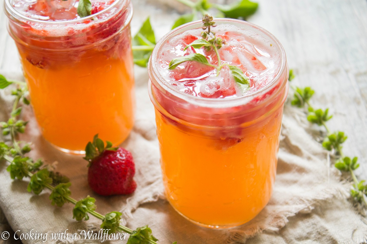 Strawberry Pineapple Sparkling Soda