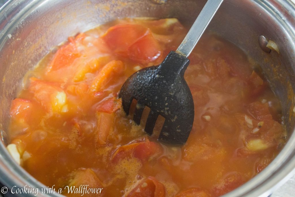 Tuscan Tomato Basil and Bread Soup | Cooking with a Wallflower