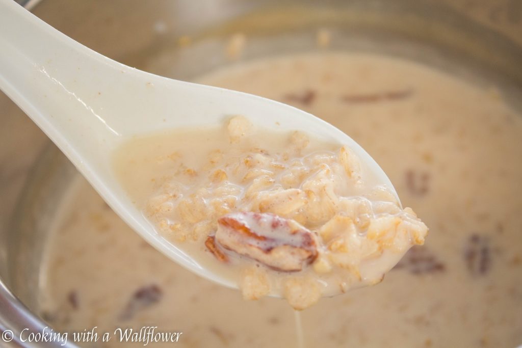 Maple Pecan Oatmeal Latte  | Cooking with a Wallflower