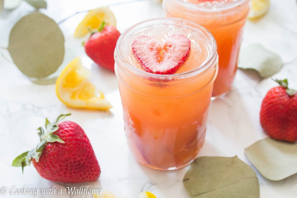 Strawberry Orange Lemonade | Cooking with a Wallflower