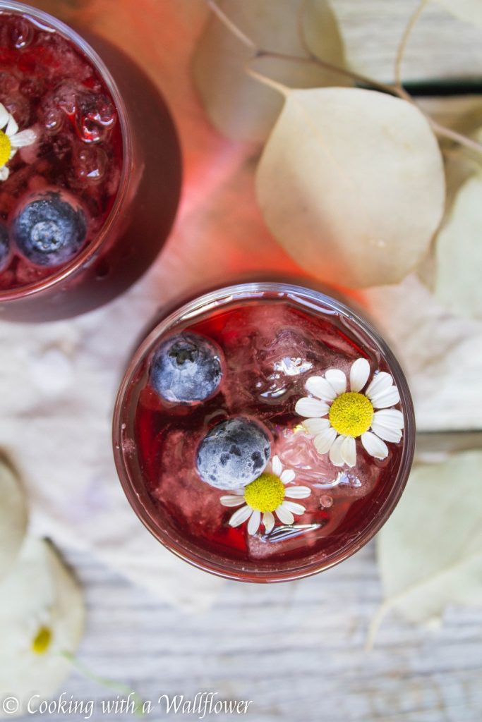 Blueberry Hibiscus Iced Tea | Cooking with a Wallflower