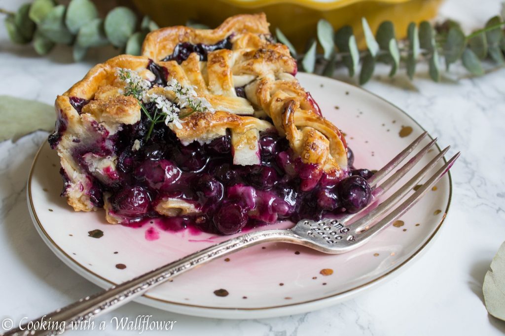 Blueberry Pie | Cooking with a Wallflower