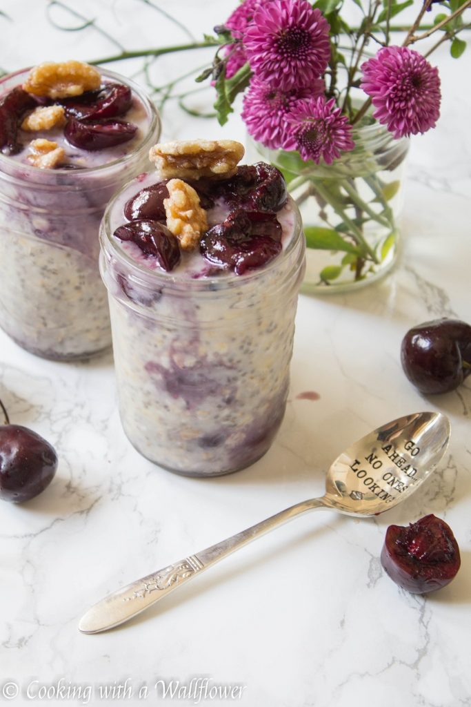 Cherry Swirled Overnight Oats | Cooking with a Wallflower
